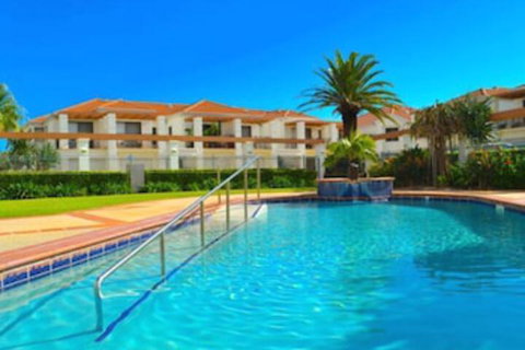 The Breakers Yamba - Great Ocean Road Tourism 3