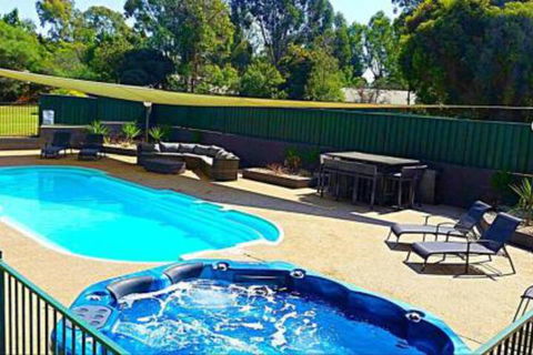 Early Settlers Motel Tocumwal - Great Ocean Road Tourism 3
