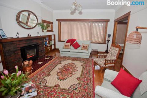 Hillside Cottage - Great Ocean Road Tourism 6