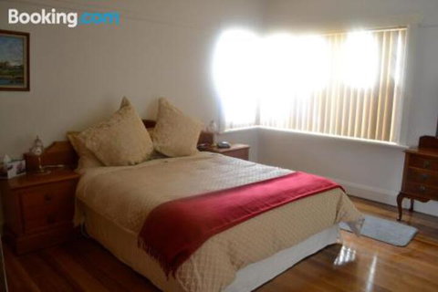 Hillside Cottage - Great Ocean Road Tourism 3