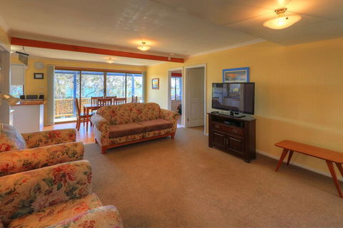 Sommers Bay Beach House - Great Ocean Road Tourism 3