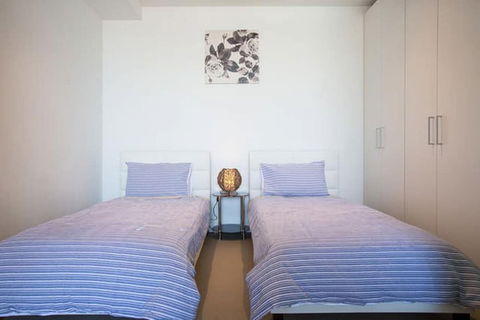 C3CBD Melbourne Apartment - Great Ocean Road Tourism 3
