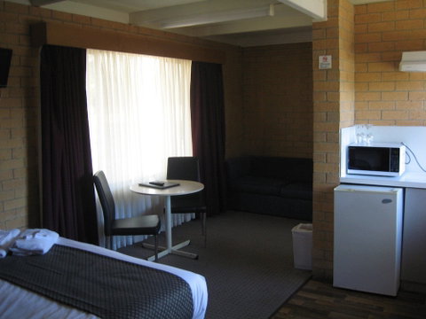Yowani Country Club - Great Ocean Road Tourism 4
