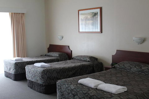 The Kidman Wayside Inn - Great Ocean Road Tourism 5