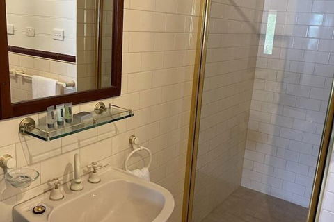CBC Bed & Breakfast & Cafe - Great Ocean Road Tourism 7