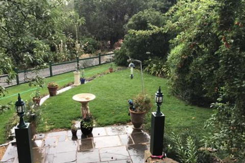 The Olde Devonshire House - Great Ocean Road Tourism 5