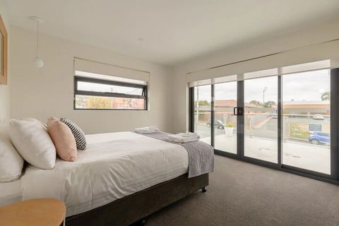Kangaroo Bay Apartments - Great Ocean Road Tourism 7