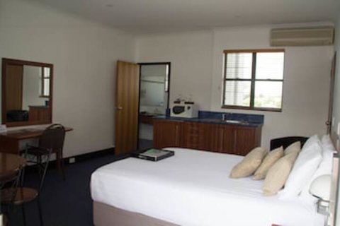 Gladstone Capricorn Apartments - Great Ocean Road Tourism 0