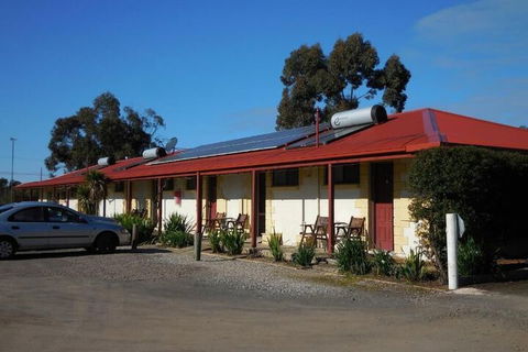 Inglewood Motel And Caravan Park - Great Ocean Road Tourism 1