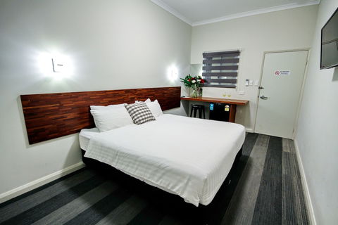 Gallery Hotel - Great Ocean Road Tourism 3