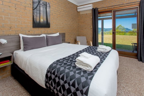 Lookout Mountain Retreat - Great Ocean Road Tourism 6