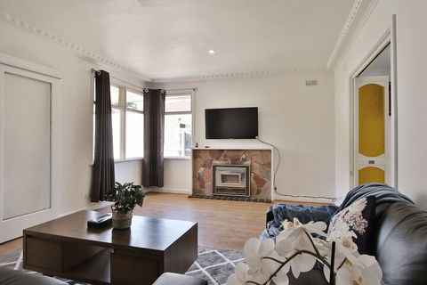 Ivy Units Glen Waverley - Great Ocean Road Tourism 4