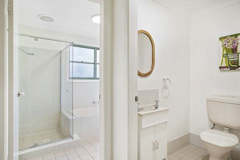 Tuscan Waterfront, 1/213 Soldiers Point Road - Great Ocean Road Tourism 3