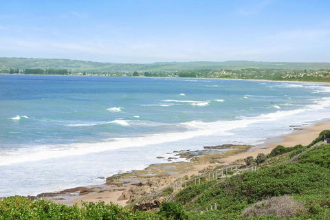 South Seas Beachfront Apartments - Great Ocean Road Tourism 1