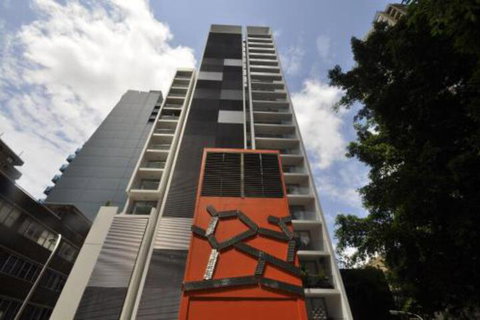 Sydney 1 Bed Modern Self Contained Apartment (402ALB) - Great Ocean Road Tourism 0