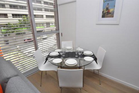 Sydney 1 Bed Modern Self Contained Apartment (402ALB) - Great Ocean Road Tourism 6