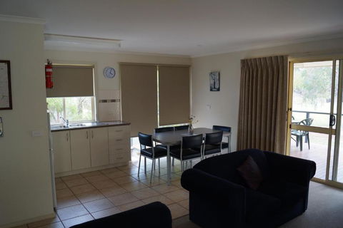 Tooleybuc River Retreat Villas - Great Ocean Road Tourism 2