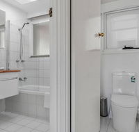 Long Beach House Apartments Sandy Bay - Great Ocean Road Tourism