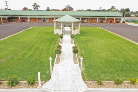 The Leeton Heritage Motor Inn - Great Ocean Road Tourism 0