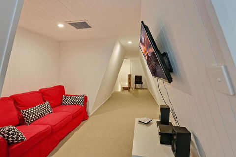 The Pod - Great Ocean Road Tourism 1