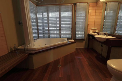 Bombah Point Eco Cottages - Great Ocean Road Tourism 3