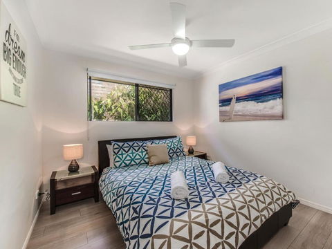 Coolum Waves Pet Friendly Holiday House - Great Ocean Road Tourism 3