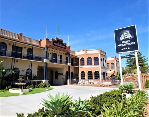 Albury Paddlesteamer Motel - Great Ocean Road Tourism 0