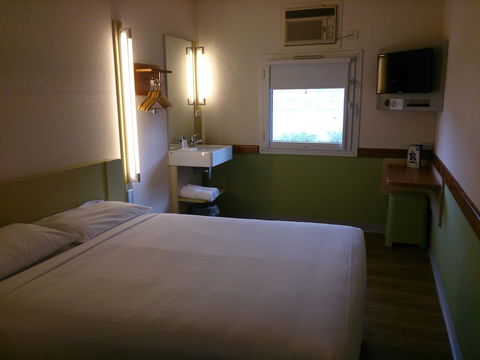 Ibis Budget Dandenong - Great Ocean Road Tourism 6