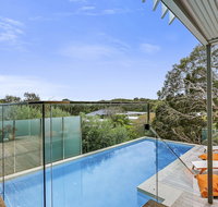 Lansdowne Villa with swimming pool - Great Ocean Road Tourism