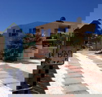 Shark Bay B  B - Great Ocean Road Tourism