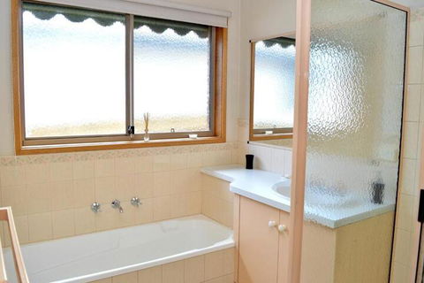 Chillax - Great Ocean Road Tourism 6