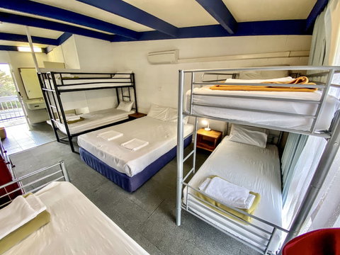 Snow Season Motor Inn - Great Ocean Road Tourism 5