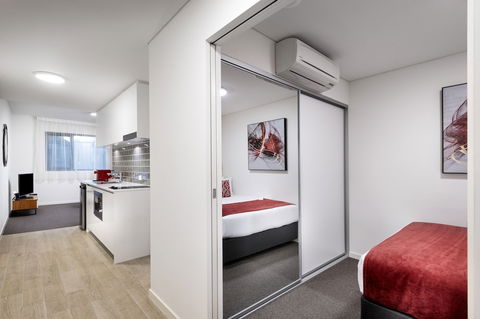 Ramada VetroBlu Scarborough Beach - Great Ocean Road Tourism 2