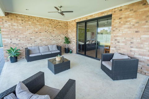 Barossa Family Holiday Home - Great Ocean Road Tourism 6