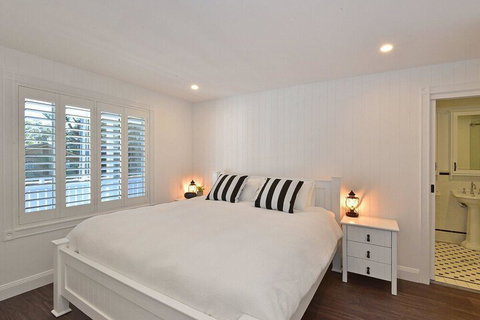 Margarets Hamptons Cottage - Great Ocean Road Tourism 6