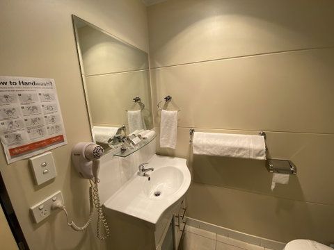Balranald Club Motel - Great Ocean Road Tourism 6