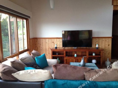 Peace & Tranquility With An Ocean View - Great Ocean Road Tourism 4