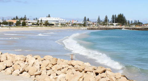 Geraldton Luxury Vacation Home With Free Netflix - Great Ocean Road Tourism 6