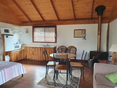 Gaddleen Grove Cottages - Great Ocean Road Tourism 1