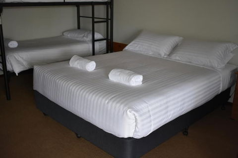 Port Albert Motel - Great Ocean Road Tourism 6