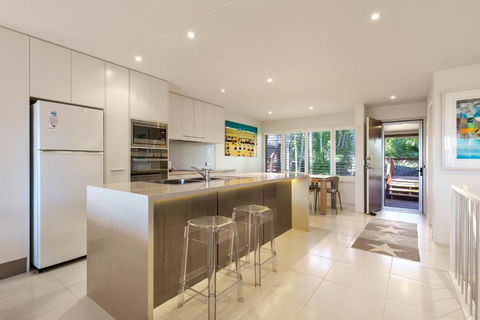 Comfortable & Stylish With Rooftop Spa - Great Ocean Road Tourism 2