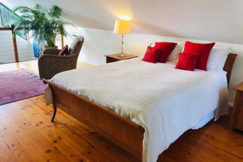 Zephyr Studio - Great Ocean Road Tourism 0