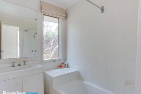 Panoramic Views Portsea - Great Ocean Road Tourism 3