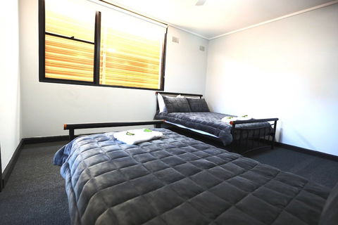 Panania Hotel - Great Ocean Road Tourism 6