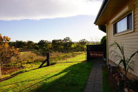 Muswellbrook Northside B & B - Great Ocean Road Tourism 0