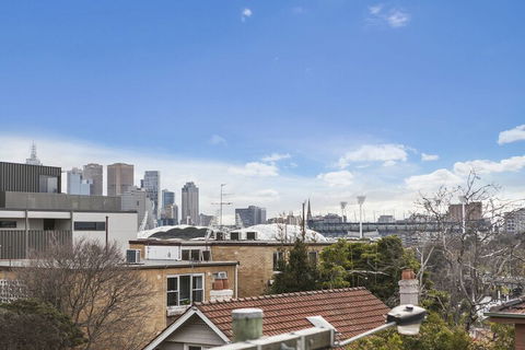 BOUTIQUE STAYS - Ace's Place - Great Ocean Road Tourism 2