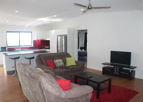 Yachtsmans Paradise Whitsundays - Great Ocean Road Tourism 3