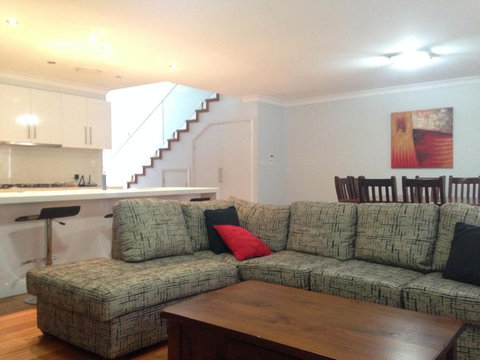 Griffith Prestige Apartments - Great Ocean Road Tourism 2