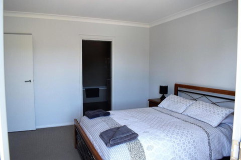 Griffith Prestige Apartments - Great Ocean Road Tourism 4