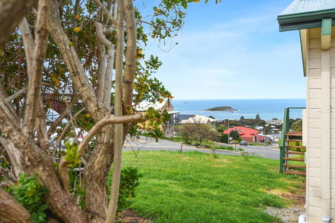 Encounter Bay Family Retreat - Great Ocean Road Tourism 7